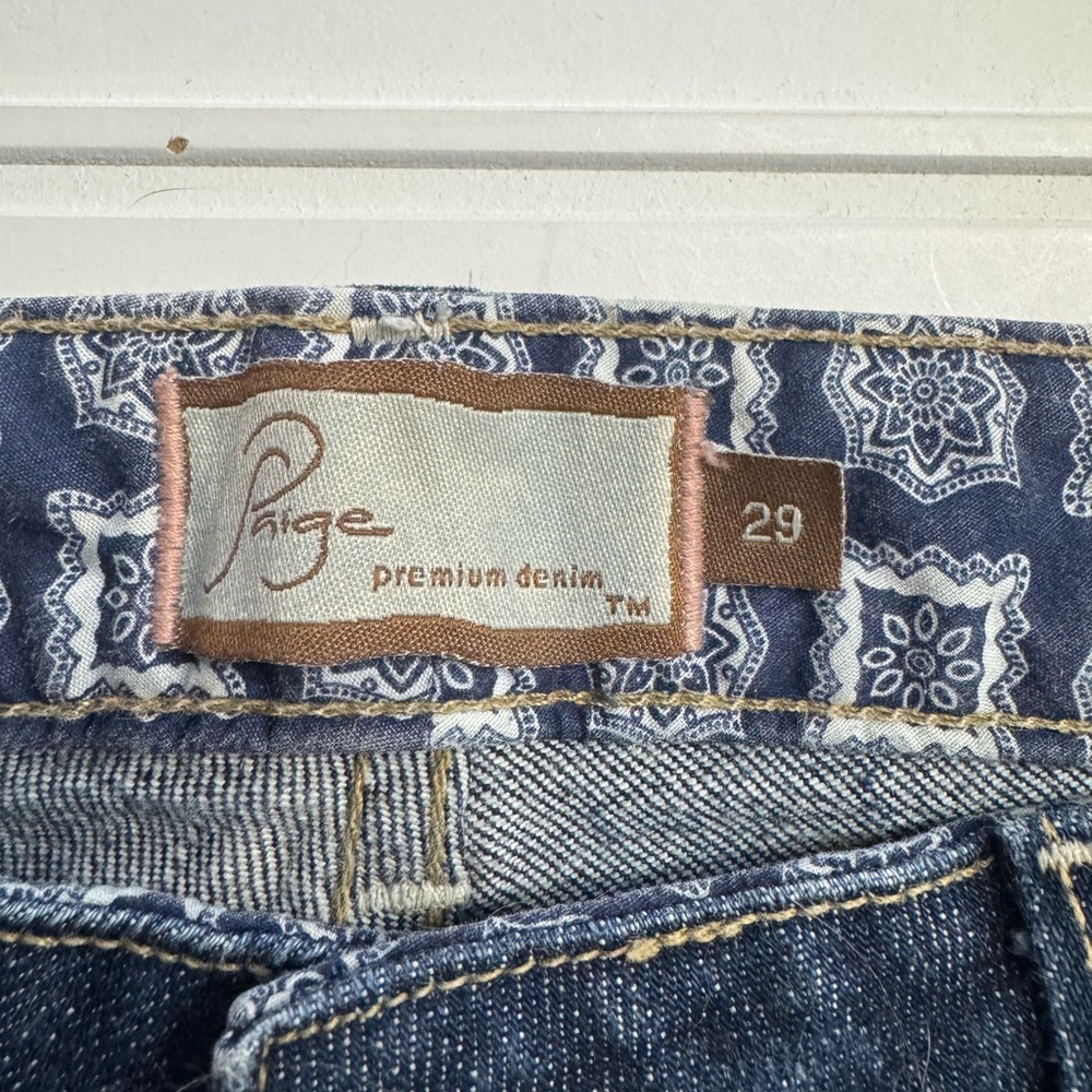 Paige Premium Denim Women’s 29 Robertson Flare Blue Denim Jeans Embroidered - Picture 3 of 7